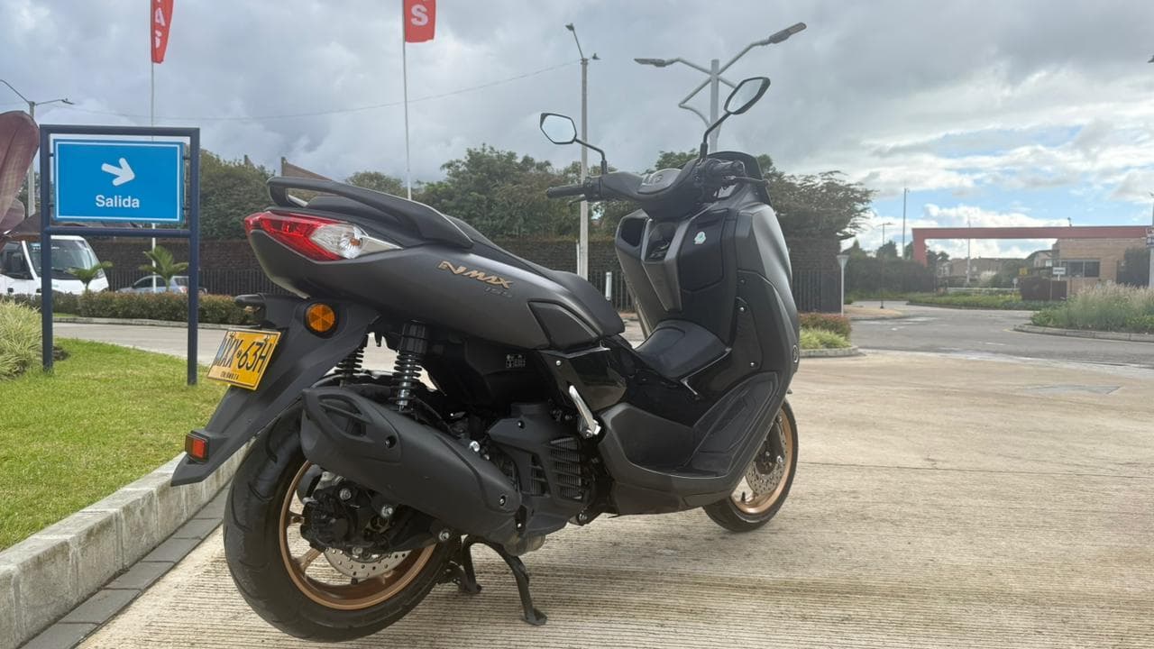 Yamaha N Max 155
